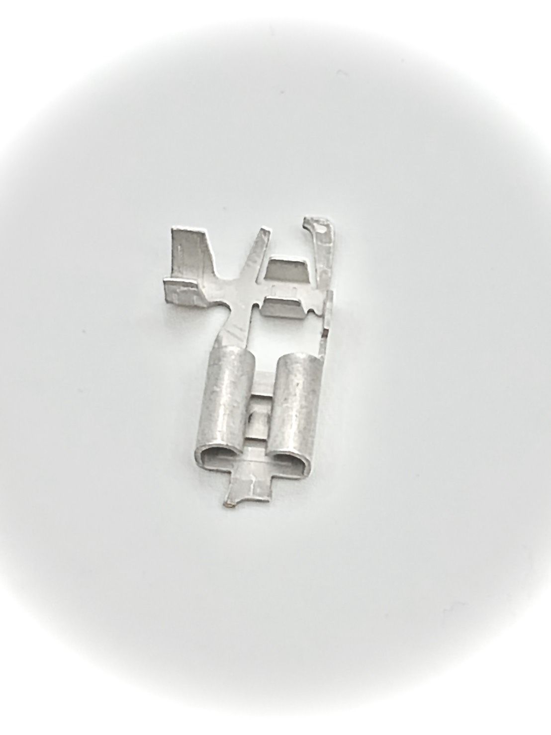 Flag Terminal Supply Total Solution Provider of Waterproof Connectors & Modular Jacks & RF